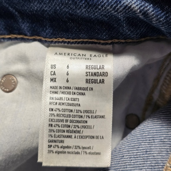 American Eagle Women Super High-Rise Straight Jeans Size 6 Distressed - Picture 8 of 11